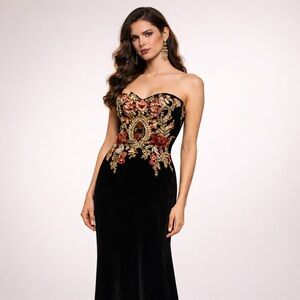 Blondie Nites Black Strapless Sweetheart Velvet Embroidered Floral Gown Dress